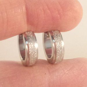 Mens Stainless Steel Frosted Hoop Huggie Earrings